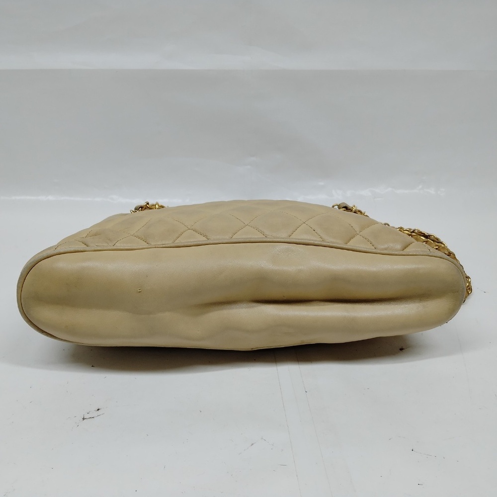 Chanel Beige Lamb Skin Bag - Picture 5 of 8